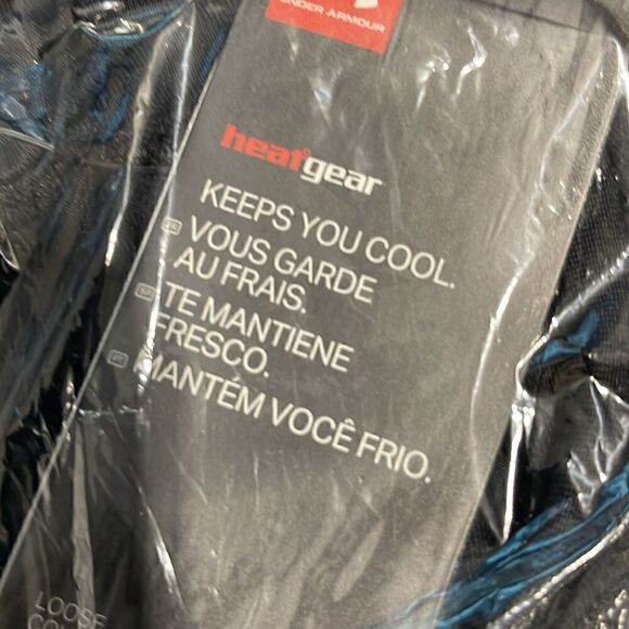 Ladies' Under Armour® Shirt, Black, Size Large. New with tags. - Picture 5 of 5